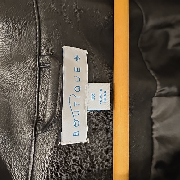 Motto STYLE Jacket - Picture 2 of 8